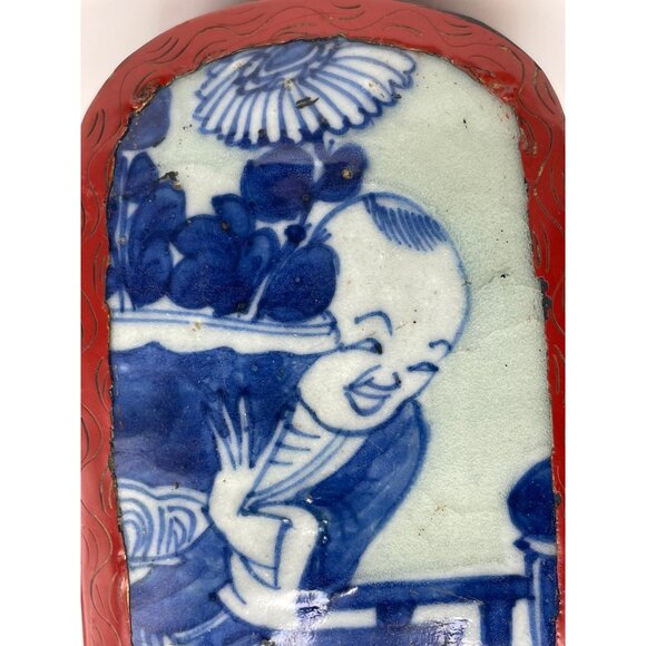 Vintage Chinese Red Lacquer Shard Box Blue White Porcelain - Picture 3 of 16
